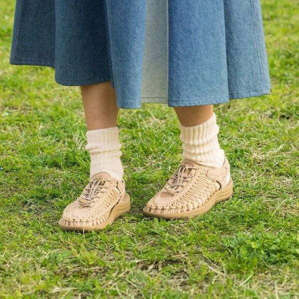 美品 KEEN ユニーク スポーツサンダル 24.5 safari Women's UNEEK (SAFARI/SAFARI)